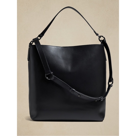 Banana Republic Factory Handbags - NWT Banana Republic Leather Hobo Bag